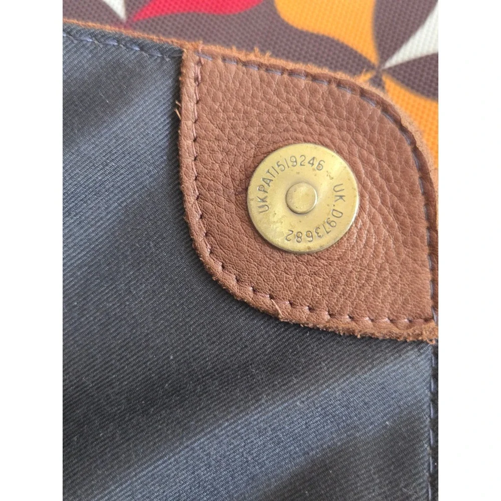 Yoshi Lichfield Tan Brown Leather Slim Clutch Bag with Floral Dust Bag Accessory